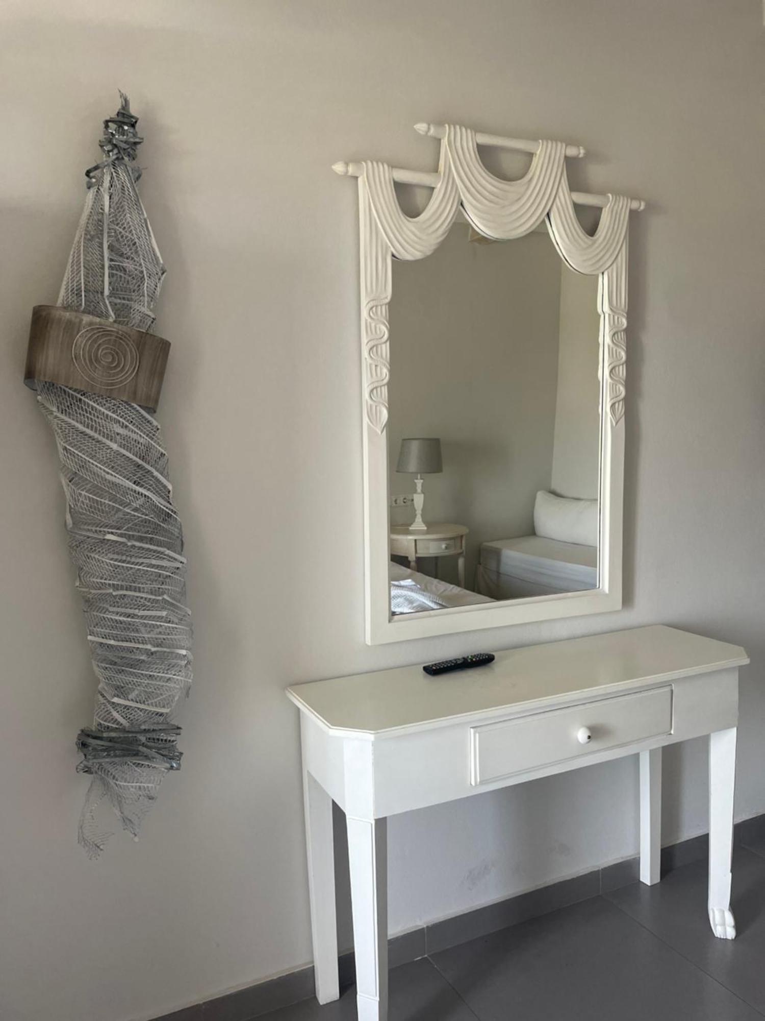 Speires Suites Irakleia  Zewnętrze zdjęcie